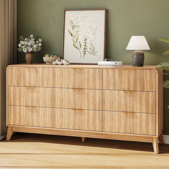 NEORIVER 62.8" Fluted 9-Drawer Dresser, Handleless Wooden Chest with Curved Design for Bedroom & Living Room, Natural Oak